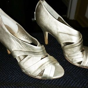 Aldo peep toe (narrow fit)